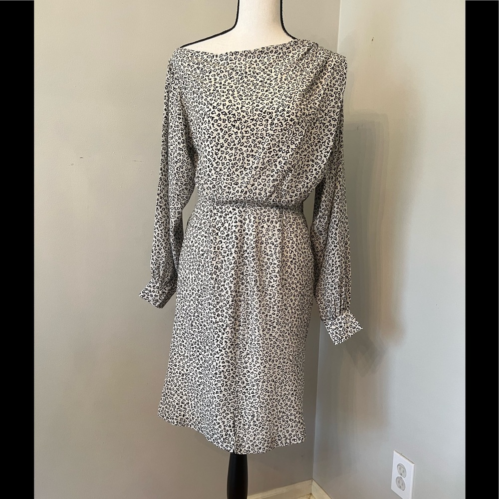 Like New 100% Silk WHIT Squiggle Pattern Asymmetric Dress